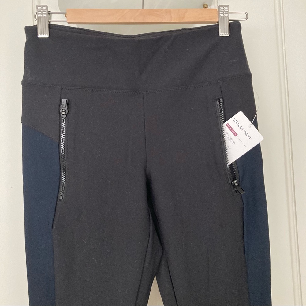 NWT Athleta Stellar Tight